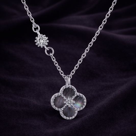 Four Leaf Pendant Necklace - Gray